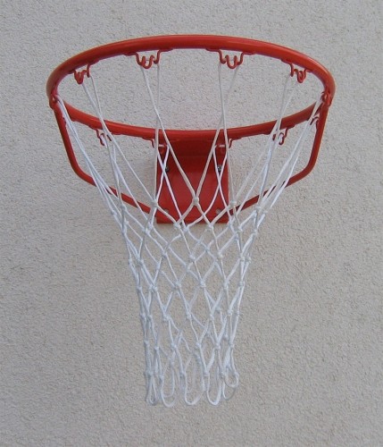 Basketballkorb lackiert